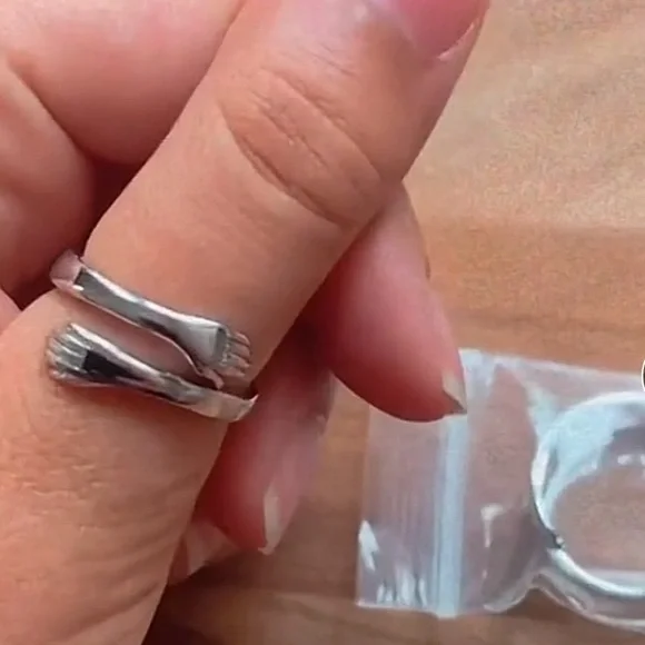Brand new still in packaging HUG ring 🤗🤗🤗🤗 - Picture 7 of 10